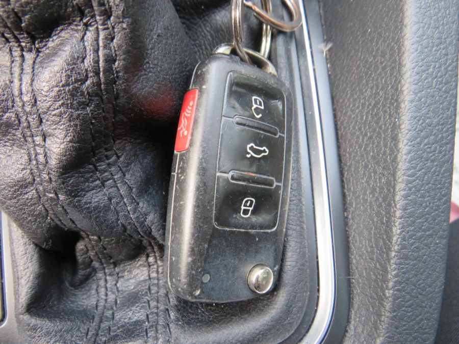 2015 Volkswagen Jetta Sedan 4dr Auto 2.0L S, available for sale in Middle Village, New York | Road Masters II INC. Middle Village, New York 2015 Volkswagen Jetta Sedan 4dr Auto 2.0L S, available for sale in Middle Village, New York | Road Masters II INC. Middle Village, New York