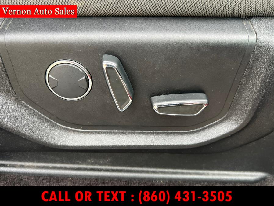 2016 Ford F-150 4WD SuperCrew 157" XLT, available for sale in Manchester, Connecticut | Vernon Auto Sale & Service. Manchester, Connecticut 2016 Ford F-150 4WD SuperCrew 157" XLT, available for sale in Manchester, Connecticut | Vernon Auto Sale & Service. Manchester, Connecticut