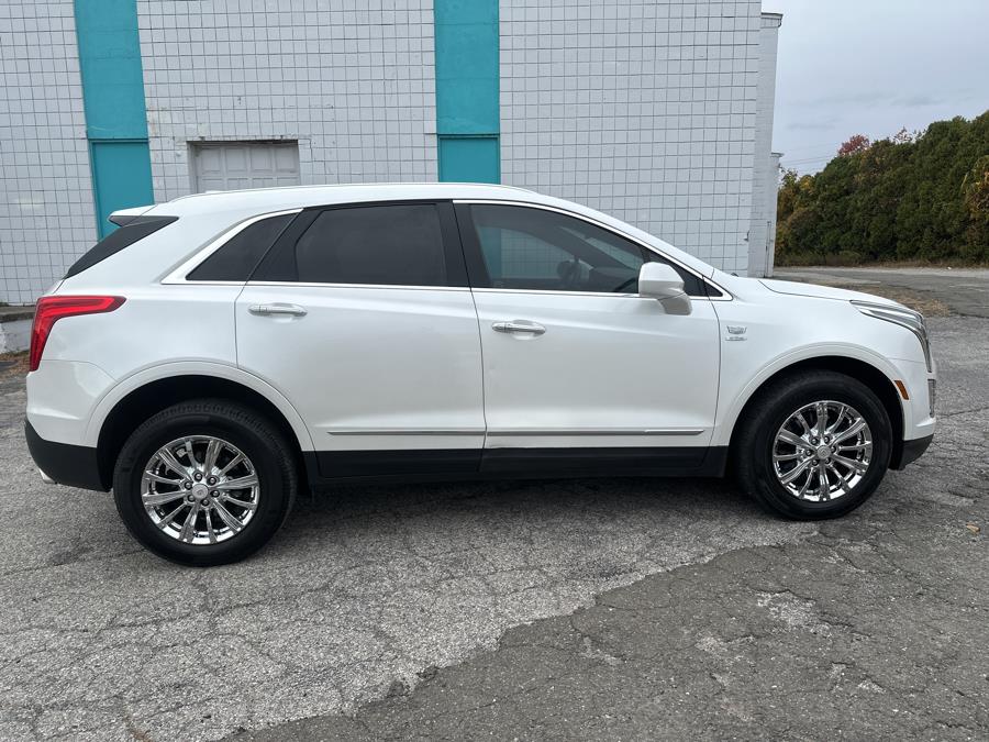 Used Cadillac XT5 FWD 4dr 2017 | Dealertown Auto Wholesalers. Milford, Connecticut