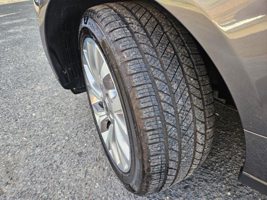 2019 Land Rover Range Rover V6 Supercharged HSE SWB, available for sale in East Windsor, Connecticut | Toro Auto. East Windsor, Connecticut 2019 Land Rover Range Rover V6 Supercharged HSE SWB, available for sale in East Windsor, Connecticut | Toro Auto. East Windsor, Connecticut