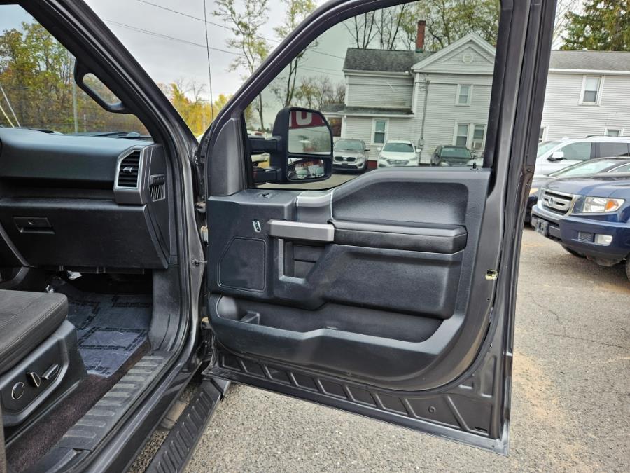 2015 Ford F-150 XLT~Crew Cab~4WD FX4 Off Road PKG W/Panoramic Roof, available for sale in East Windsor, Connecticut | Toro Auto. East Windsor, Connecticut 2015 Ford F-150 XLT~Crew Cab~4WD FX4 Off Road PKG W/Panoramic Roof, available for sale in East Windsor, Connecticut | Toro Auto. East Windsor, Connecticut