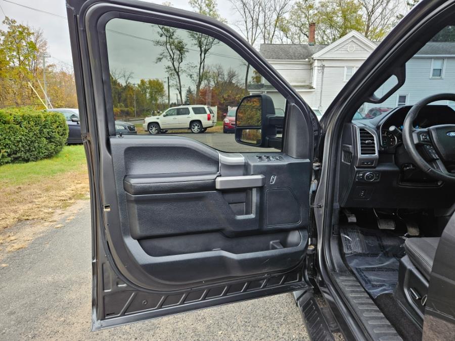 2015 Ford F-150 XLT~Crew Cab~4WD FX4 Off Road PKG W/Panoramic Roof, available for sale in East Windsor, Connecticut | Toro Auto. East Windsor, Connecticut 2015 Ford F-150 XLT~Crew Cab~4WD FX4 Off Road PKG W/Panoramic Roof, available for sale in East Windsor, Connecticut | Toro Auto. East Windsor, Connecticut