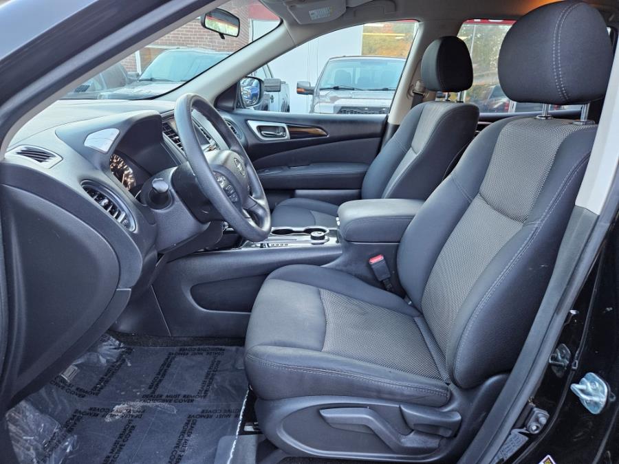 2017 Nissan Pathfinder 4x4 SV, available for sale in East Windsor, Connecticut | Toro Auto. East Windsor, Connecticut 2017 Nissan Pathfinder 4x4 SV, available for sale in East Windsor, Connecticut | Toro Auto. East Windsor, Connecticut