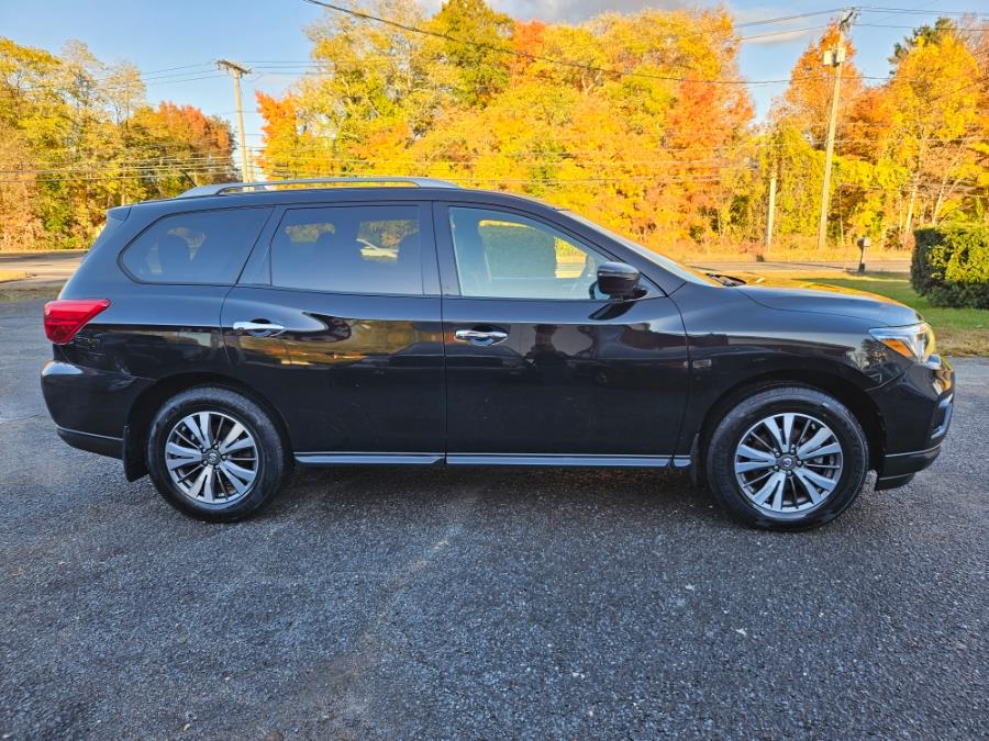 2017 Nissan Pathfinder 4x4 SV, available for sale in East Windsor, Connecticut | Toro Auto. East Windsor, Connecticut 2017 Nissan Pathfinder 4x4 SV, available for sale in East Windsor, Connecticut | Toro Auto. East Windsor, Connecticut
