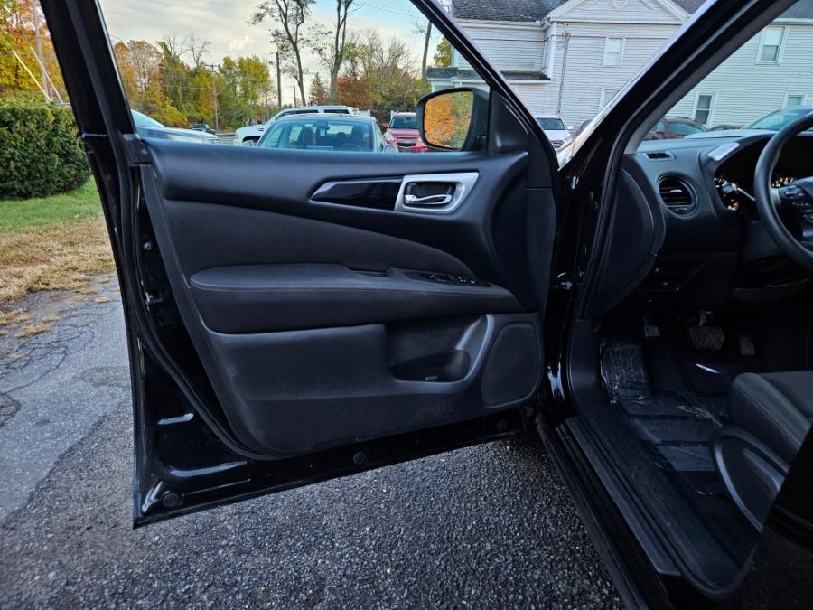 2017 Nissan Pathfinder 4x4 SV, available for sale in East Windsor, Connecticut | Toro Auto. East Windsor, Connecticut 2017 Nissan Pathfinder 4x4 SV, available for sale in East Windsor, Connecticut | Toro Auto. East Windsor, Connecticut