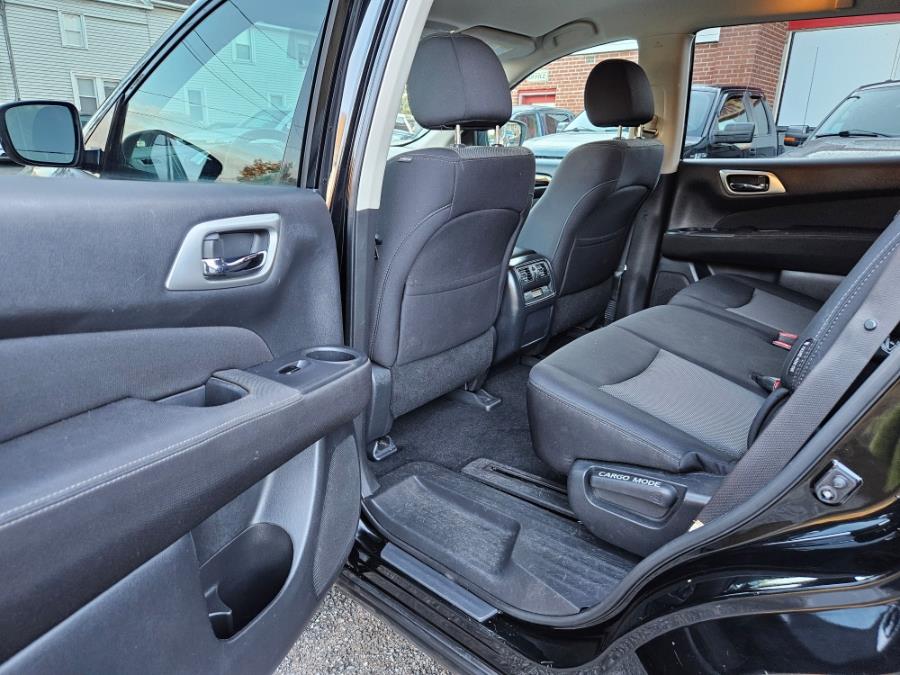 2017 Nissan Pathfinder 4x4 SV, available for sale in East Windsor, Connecticut | Toro Auto. East Windsor, Connecticut 2017 Nissan Pathfinder 4x4 SV, available for sale in East Windsor, Connecticut | Toro Auto. East Windsor, Connecticut