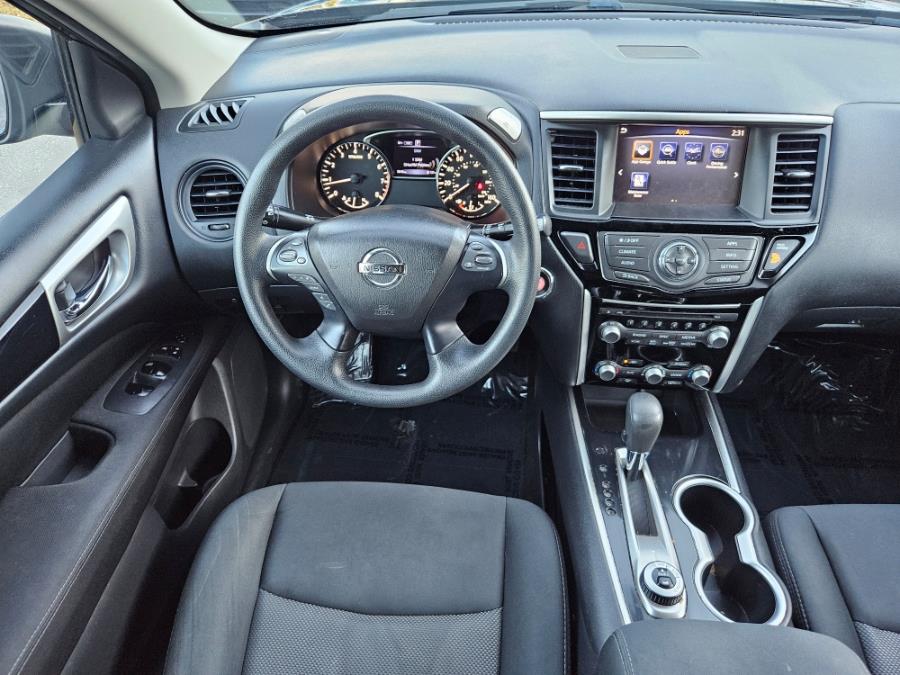 2017 Nissan Pathfinder 4x4 SV, available for sale in East Windsor, Connecticut | Toro Auto. East Windsor, Connecticut 2017 Nissan Pathfinder 4x4 SV, available for sale in East Windsor, Connecticut | Toro Auto. East Windsor, Connecticut