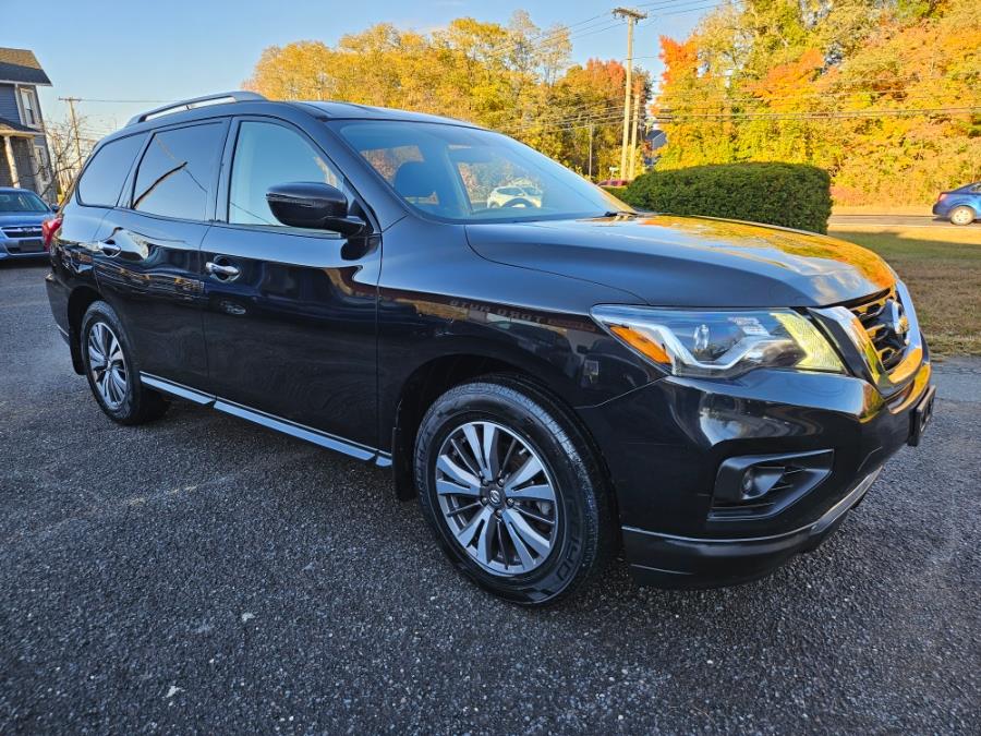 2017 Nissan Pathfinder 4x4 SV, available for sale in East Windsor, Connecticut | Toro Auto. East Windsor, Connecticut 2017 Nissan Pathfinder 4x4 SV, available for sale in East Windsor, Connecticut | Toro Auto. East Windsor, Connecticut