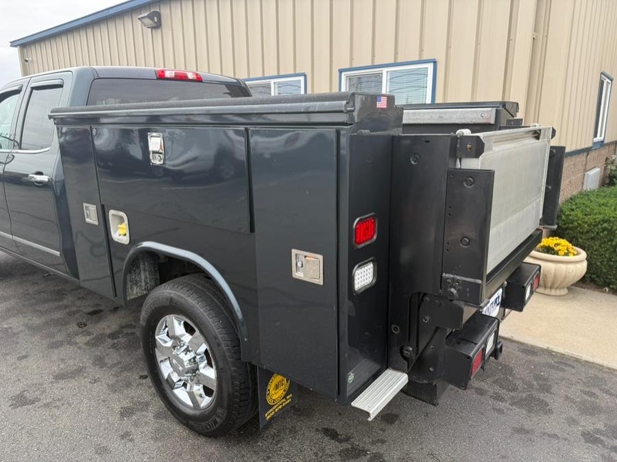 2017 GMC Sierra 2500HD 4WD Double Cab 144.2" SLT, available for sale in East Windsor, Connecticut | Century Auto And Truck. East Windsor, Connecticut 2017 GMC Sierra 2500HD 4WD Double Cab 144.2" SLT, available for sale in East Windsor, Connecticut | Century Auto And Truck. East Windsor, Connecticut