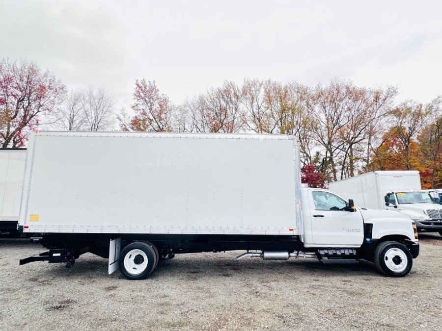 2021 Chevrolet Silverado MD 4500 LT DURAMAX 20FT DRY BOX + 3700LB LIFT GATE + AIR RIDE +NO CDL, available for sale in South Amboy, New Jersey | NJ Truck Spot. South Amboy, New Jersey 2021 Chevrolet Silverado MD 4500 LT DURAMAX 20FT DRY BOX + 3700LB LIFT GATE + AIR RIDE +NO CDL, available for sale in South Amboy, New Jersey | NJ Truck Spot. South Amboy, New Jersey