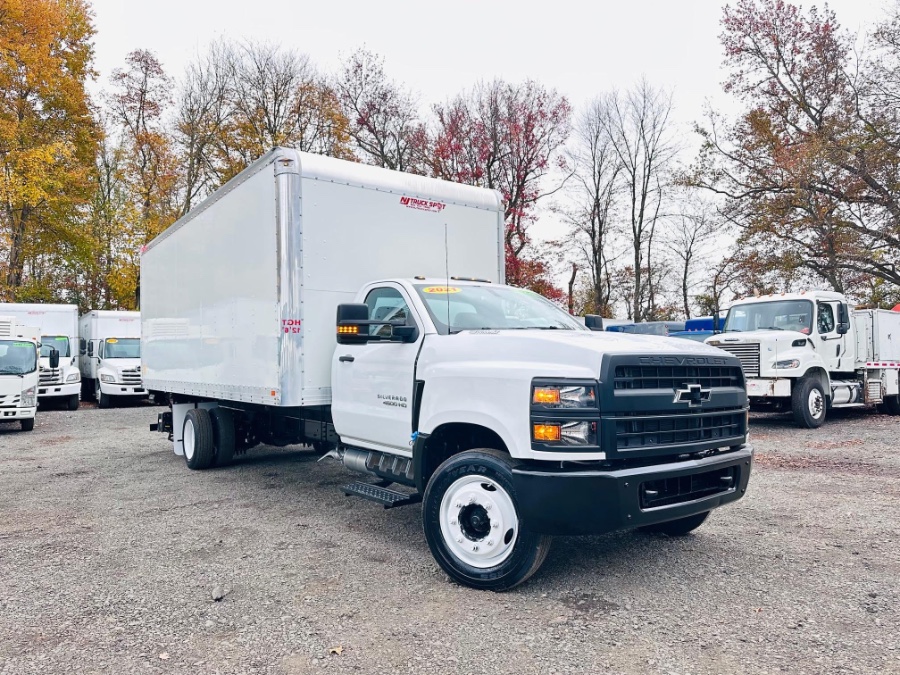 2021 Chevrolet Silverado MD 4500 LT DURAMAX 20FT DRY BOX + 3700LB LIFT GATE + AIR RIDE +NO CDL, available for sale in South Amboy, New Jersey | NJ Truck Spot. South Amboy, New Jersey 2021 Chevrolet Silverado MD 4500 LT DURAMAX 20FT DRY BOX + 3700LB LIFT GATE + AIR RIDE +NO CDL, available for sale in South Amboy, New Jersey | NJ Truck Spot. South Amboy, New Jersey