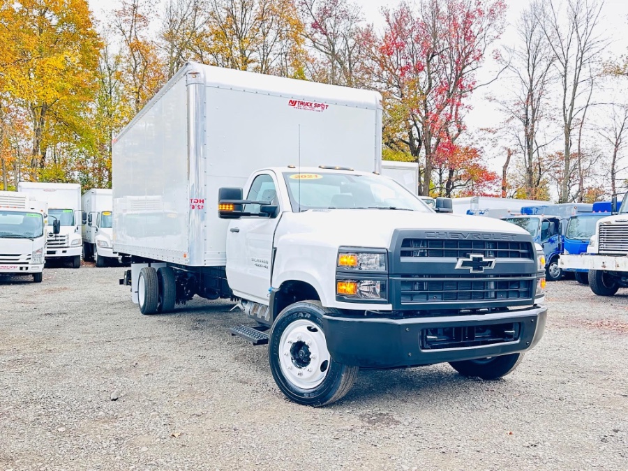 2021 Chevrolet Silverado MD 4500 LT DURAMAX 20FT DRY BOX + 3700LB LIFT GATE + AIR RIDE +NO CDL, available for sale in South Amboy, New Jersey | NJ Truck Spot. South Amboy, New Jersey 2021 Chevrolet Silverado MD 4500 LT DURAMAX 20FT DRY BOX + 3700LB LIFT GATE + AIR RIDE +NO CDL, available for sale in South Amboy, New Jersey | NJ Truck Spot. South Amboy, New Jersey