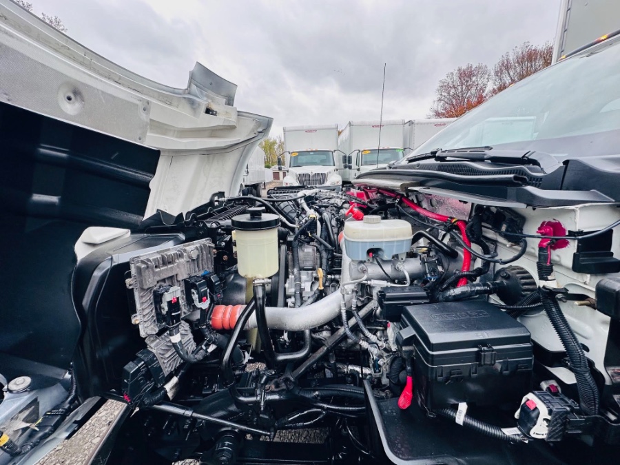 2021 Chevrolet Silverado MD 4500 LT DURAMAX 20FT DRY BOX + 3700LB LIFT GATE + AIR RIDE +NO CDL, available for sale in South Amboy, New Jersey | NJ Truck Spot. South Amboy, New Jersey 2021 Chevrolet Silverado MD 4500 LT DURAMAX 20FT DRY BOX + 3700LB LIFT GATE + AIR RIDE +NO CDL, available for sale in South Amboy, New Jersey | NJ Truck Spot. South Amboy, New Jersey