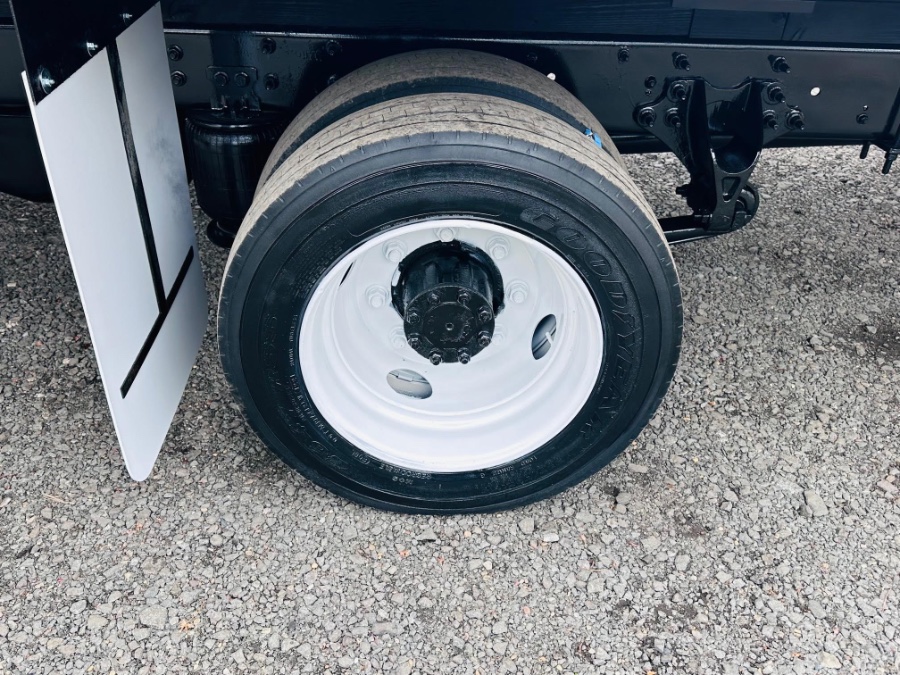 2021 Chevrolet Silverado MD 4500 LT DURAMAX 20FT DRY BOX + 3700LB LIFT GATE + AIR RIDE +NO CDL, available for sale in South Amboy, New Jersey | NJ Truck Spot. South Amboy, New Jersey 2021 Chevrolet Silverado MD 4500 LT DURAMAX 20FT DRY BOX + 3700LB LIFT GATE + AIR RIDE +NO CDL, available for sale in South Amboy, New Jersey | NJ Truck Spot. South Amboy, New Jersey