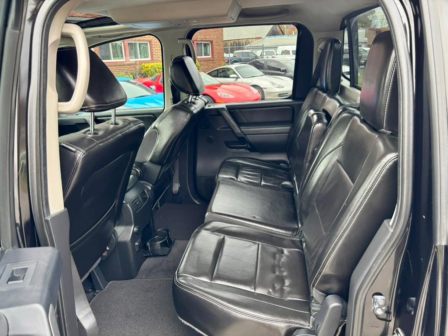 2014 Nissan Titan 4WD Crew Cab SWB SV, available for sale in South Windsor, Connecticut | Mike And Tony Auto Sales, Inc. South Windsor, Connecticut 2014 Nissan Titan 4WD Crew Cab SWB SV, available for sale in South Windsor, Connecticut | Mike And Tony Auto Sales, Inc. South Windsor, Connecticut