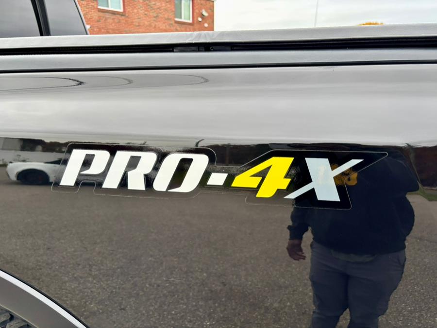 2014 Nissan Titan 4WD Crew Cab SWB SV, available for sale in South Windsor, Connecticut | Mike And Tony Auto Sales, Inc. South Windsor, Connecticut 2014 Nissan Titan 4WD Crew Cab SWB SV, available for sale in South Windsor, Connecticut | Mike And Tony Auto Sales, Inc. South Windsor, Connecticut