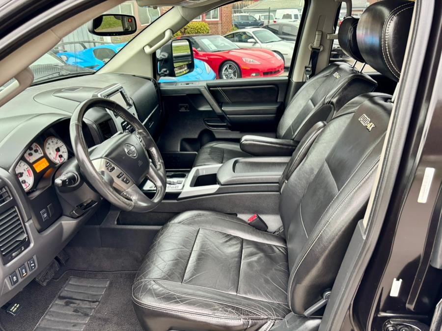 2014 Nissan Titan 4WD Crew Cab SWB SV, available for sale in South Windsor, Connecticut | Mike And Tony Auto Sales, Inc. South Windsor, Connecticut 2014 Nissan Titan 4WD Crew Cab SWB SV, available for sale in South Windsor, Connecticut | Mike And Tony Auto Sales, Inc. South Windsor, Connecticut