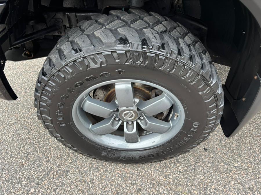 2014 Nissan Titan 4WD Crew Cab SWB SV, available for sale in South Windsor, Connecticut | Mike And Tony Auto Sales, Inc. South Windsor, Connecticut 2014 Nissan Titan 4WD Crew Cab SWB SV, available for sale in South Windsor, Connecticut | Mike And Tony Auto Sales, Inc. South Windsor, Connecticut