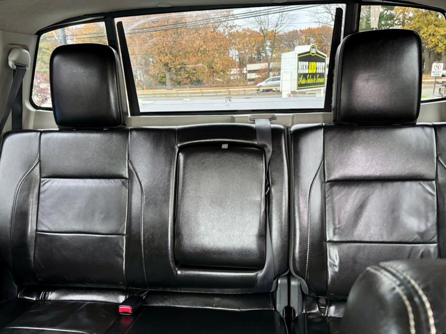 2014 Nissan Titan 4WD Crew Cab SWB SV, available for sale in South Windsor, Connecticut | Mike And Tony Auto Sales, Inc. South Windsor, Connecticut 2014 Nissan Titan 4WD Crew Cab SWB SV, available for sale in South Windsor, Connecticut | Mike And Tony Auto Sales, Inc. South Windsor, Connecticut