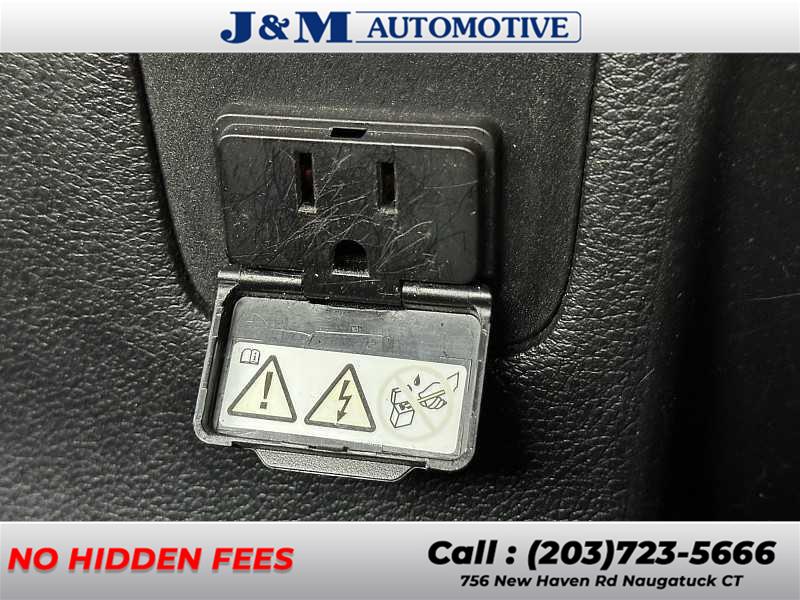 2017 Jeep Wrangler Unlimited Big Bear, available for sale in Naugatuck, Connecticut | J&M Automotive Sls&Svc LLC. Naugatuck, Connecticut 2017 Jeep Wrangler Unlimited Big Bear, available for sale in Naugatuck, Connecticut | J&M Automotive Sls&Svc LLC. Naugatuck, Connecticut