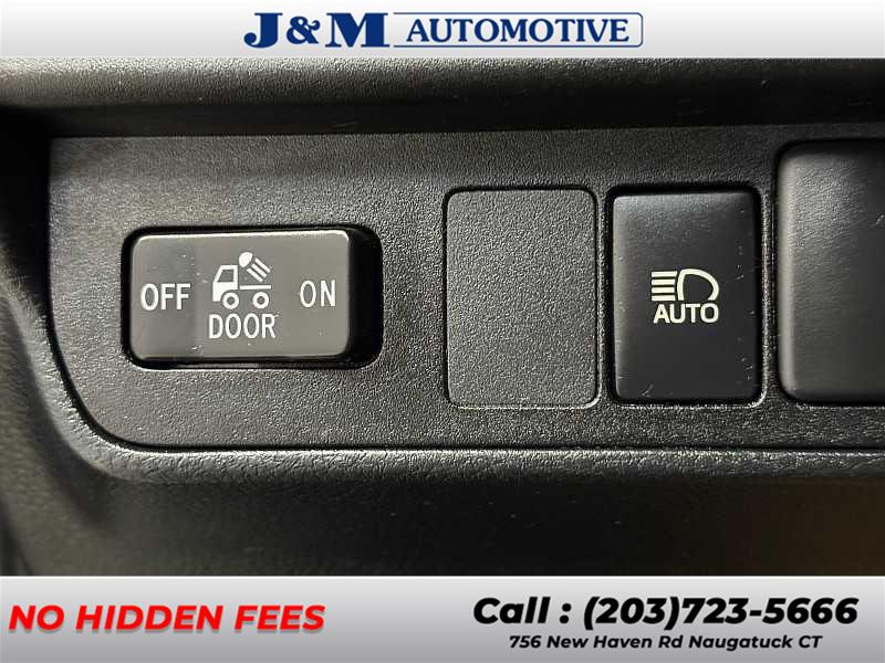 2019 Toyota Tacoma SR5, available for sale in Naugatuck, Connecticut | J&M Automotive Sls&Svc LLC. Naugatuck, Connecticut 2019 Toyota Tacoma SR5, available for sale in Naugatuck, Connecticut | J&M Automotive Sls&Svc LLC. Naugatuck, Connecticut