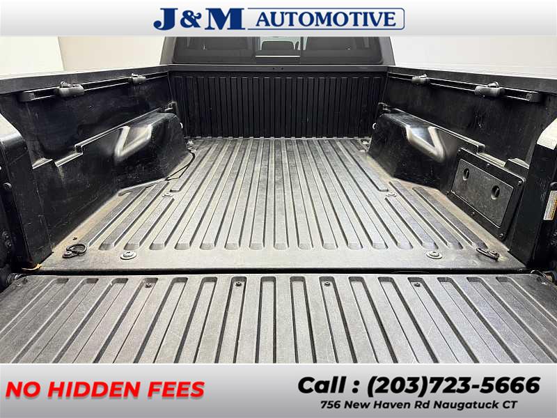 2019 Toyota Tacoma SR5, available for sale in Naugatuck, Connecticut | J&M Automotive Sls&Svc LLC. Naugatuck, Connecticut 2019 Toyota Tacoma SR5, available for sale in Naugatuck, Connecticut | J&M Automotive Sls&Svc LLC. Naugatuck, Connecticut