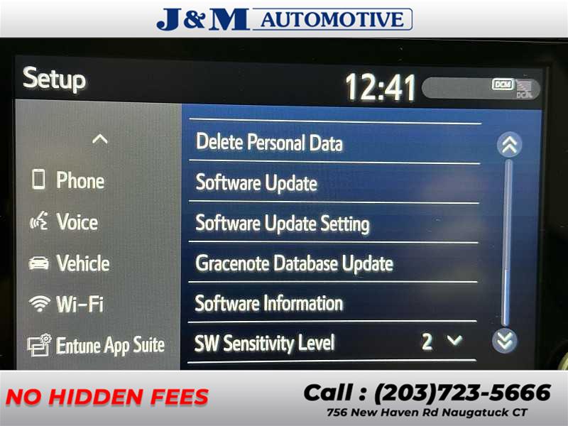 2019 Toyota Rav4 XLE Premium, available for sale in Naugatuck, Connecticut | J&M Automotive Sls&Svc LLC. Naugatuck, Connecticut 2019 Toyota Rav4 XLE Premium, available for sale in Naugatuck, Connecticut | J&M Automotive Sls&Svc LLC. Naugatuck, Connecticut