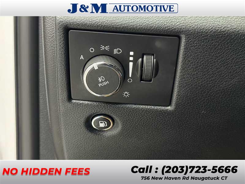 2016 Jeep Grand Cherokee Summit, available for sale in Naugatuck, Connecticut | J&M Automotive Sls&Svc LLC. Naugatuck, Connecticut 2016 Jeep Grand Cherokee Summit, available for sale in Naugatuck, Connecticut | J&M Automotive Sls&Svc LLC. Naugatuck, Connecticut