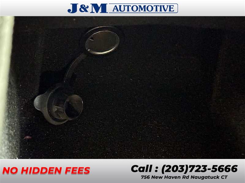 2016 Jeep Grand Cherokee Summit, available for sale in Naugatuck, Connecticut | J&M Automotive Sls&Svc LLC. Naugatuck, Connecticut 2016 Jeep Grand Cherokee Summit, available for sale in Naugatuck, Connecticut | J&M Automotive Sls&Svc LLC. Naugatuck, Connecticut