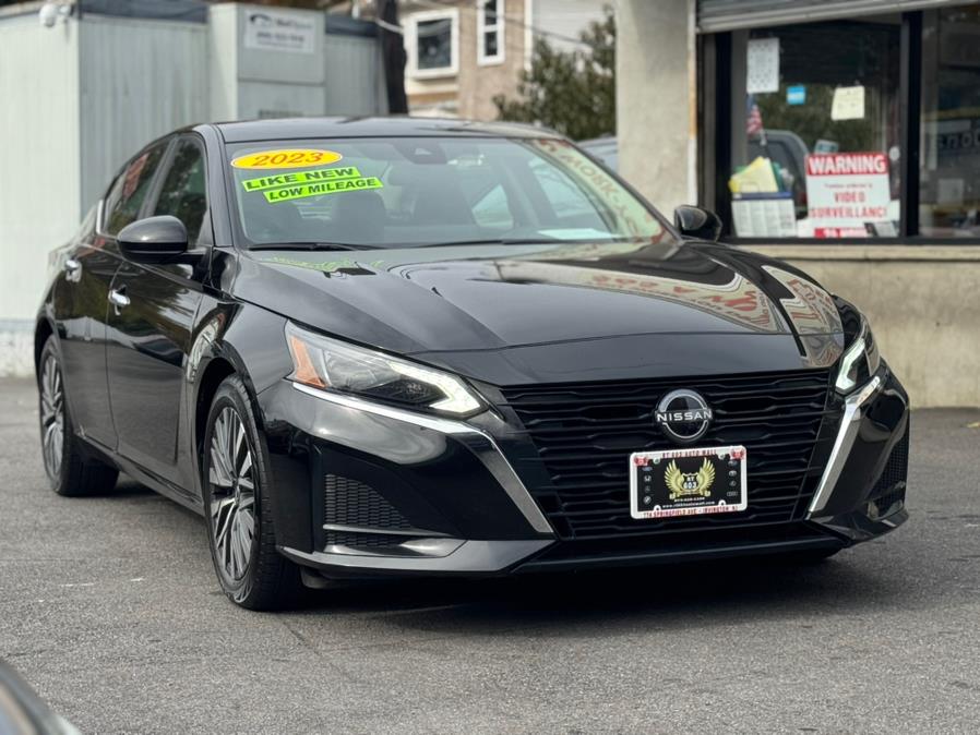 2023 Nissan Altima SV photo 3