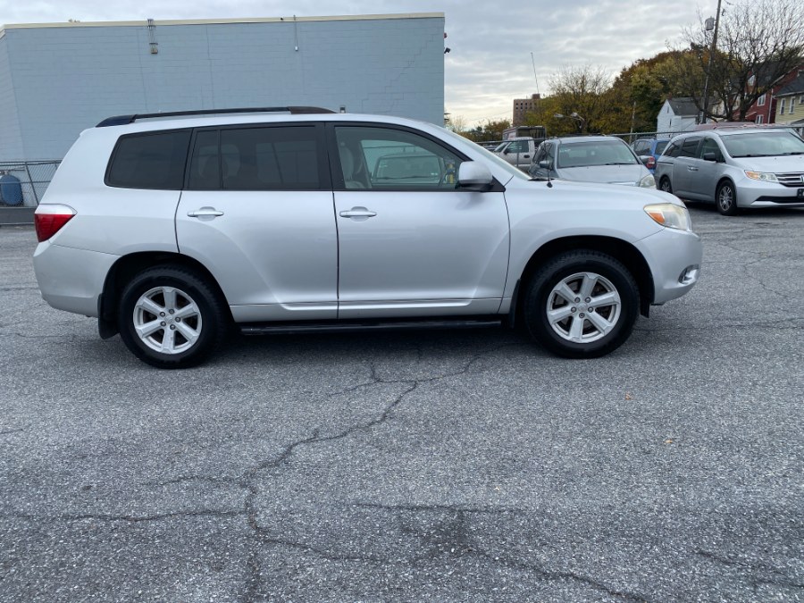 2008 Toyota Highlander 4WD 4dr Base, available for sale in Bethlehem, Pennsylvania | Best Auto Deals LLC. Bethlehem, Pennsylvania 2008 Toyota Highlander 4WD 4dr Base, available for sale in Bethlehem, Pennsylvania | Best Auto Deals LLC. Bethlehem, Pennsylvania