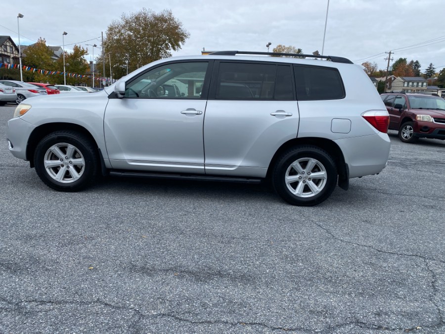 2008 Toyota Highlander 4WD 4dr Base, available for sale in Bethlehem, Pennsylvania | Best Auto Deals LLC. Bethlehem, Pennsylvania 2008 Toyota Highlander 4WD 4dr Base, available for sale in Bethlehem, Pennsylvania | Best Auto Deals LLC. Bethlehem, Pennsylvania