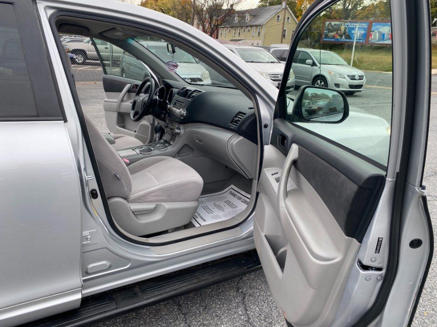 2008 Toyota Highlander 4WD 4dr Base, available for sale in Bethlehem, Pennsylvania | Best Auto Deals LLC. Bethlehem, Pennsylvania 2008 Toyota Highlander 4WD 4dr Base, available for sale in Bethlehem, Pennsylvania | Best Auto Deals LLC. Bethlehem, Pennsylvania