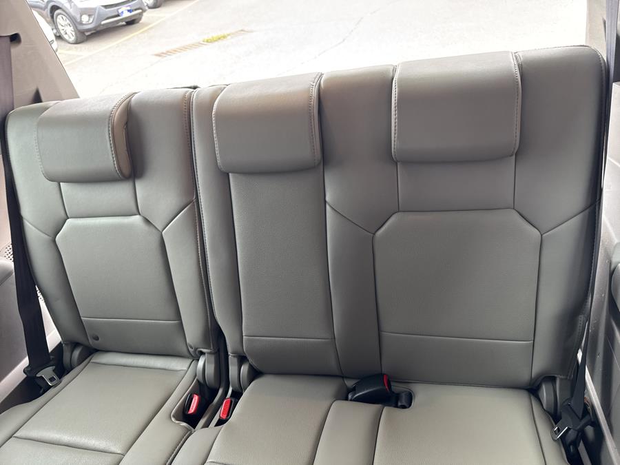 2011 Honda Pilot 4WD 4dr EX-L, available for sale in Waterbury, Connecticut | National Auto Brokers, Inc.. Waterbury, Connecticut 2011 Honda Pilot 4WD 4dr EX-L, available for sale in Waterbury, Connecticut | National Auto Brokers, Inc.. Waterbury, Connecticut