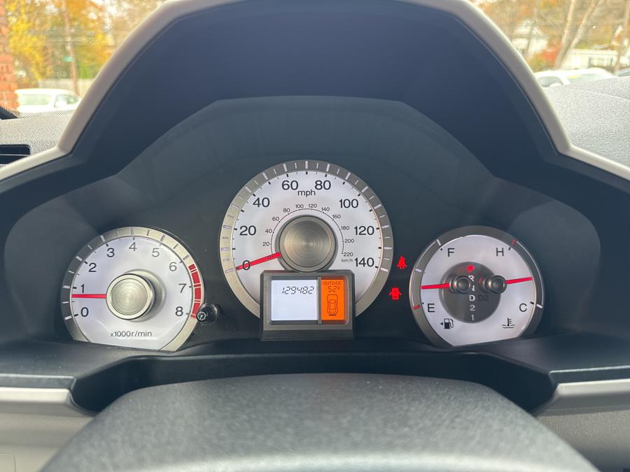 2011 Honda Pilot 4WD 4dr EX-L, available for sale in Waterbury, Connecticut | National Auto Brokers, Inc.. Waterbury, Connecticut 2011 Honda Pilot 4WD 4dr EX-L, available for sale in Waterbury, Connecticut | National Auto Brokers, Inc.. Waterbury, Connecticut