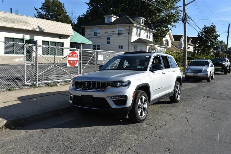 2024 Jeep Grand Cherokee Altitude X, available for sale in Hempstead, New York | Certified Automotive Group. Hempstead, New York 2024 Jeep Grand Cherokee Altitude X, available for sale in Hempstead, New York | Certified Automotive Group. Hempstead, New York