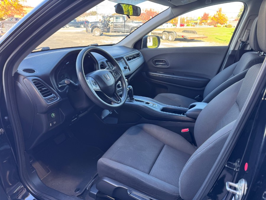 2019 Honda HR-V LX Sport photo 3