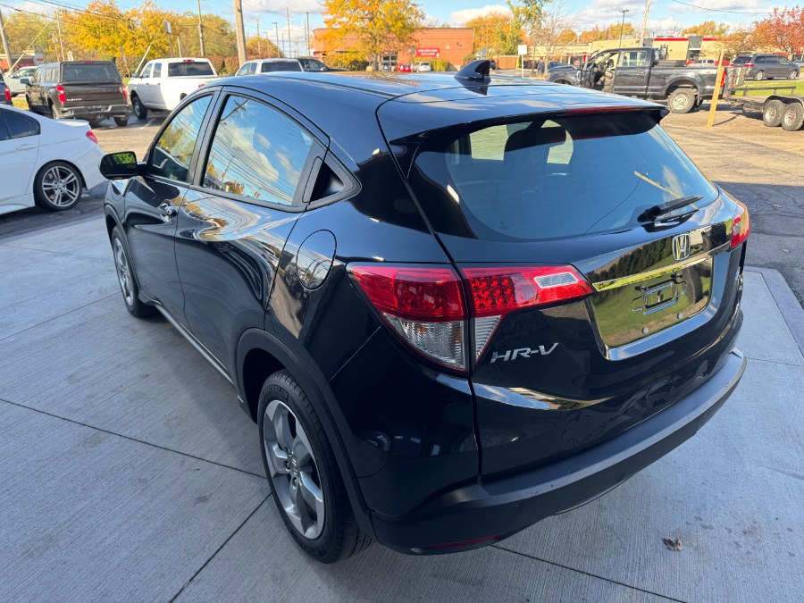 2019 Honda HR-V LX Sport photo 2