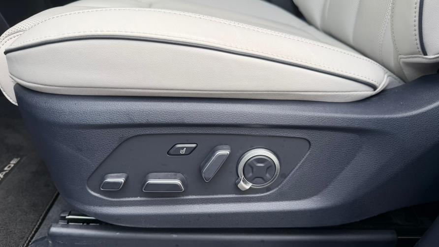 2024 Hyundai Palisade Calligraphy FWD, available for sale in Hialeah, Florida | The Palm Motors LLC. Hialeah, Florida 2024 Hyundai Palisade Calligraphy FWD, available for sale in Hialeah, Florida | The Palm Motors LLC. Hialeah, Florida