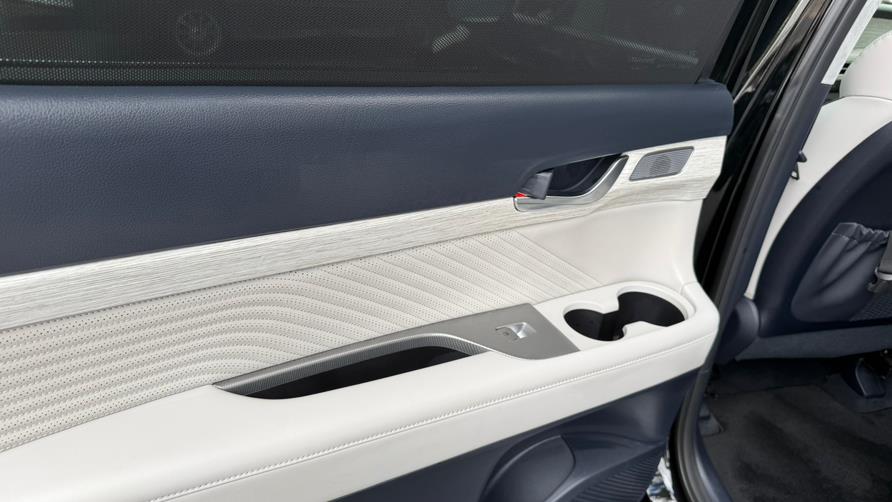 2024 Hyundai Palisade Calligraphy FWD, available for sale in Hialeah, Florida | The Palm Motors LLC. Hialeah, Florida 2024 Hyundai Palisade Calligraphy FWD, available for sale in Hialeah, Florida | The Palm Motors LLC. Hialeah, Florida