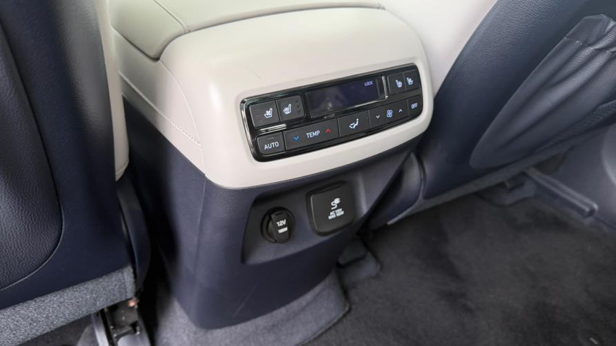 2024 Hyundai Palisade Calligraphy FWD, available for sale in Hialeah, Florida | The Palm Motors LLC. Hialeah, Florida 2024 Hyundai Palisade Calligraphy FWD, available for sale in Hialeah, Florida | The Palm Motors LLC. Hialeah, Florida