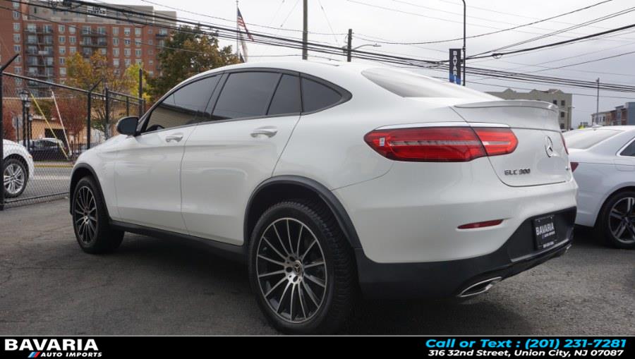 2019 Mercedes Benz GLC 300 4MATIC Coupe photo 2