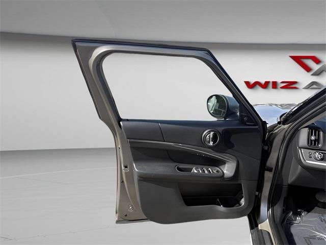 2017 Mini Cooper s Countryman Base, available for sale in Stratford, Connecticut | Wiz Leasing Inc. Stratford, Connecticut 2017 Mini Cooper s Countryman Base, available for sale in Stratford, Connecticut | Wiz Leasing Inc. Stratford, Connecticut