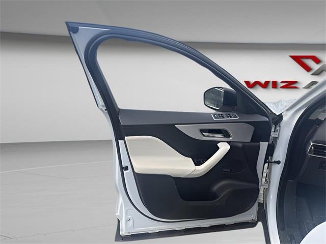 2019 Jaguar F-pace 25t Prestige, available for sale in Stratford, Connecticut | Wiz Leasing Inc. Stratford, Connecticut 2019 Jaguar F-pace 25t Prestige, available for sale in Stratford, Connecticut | Wiz Leasing Inc. Stratford, Connecticut