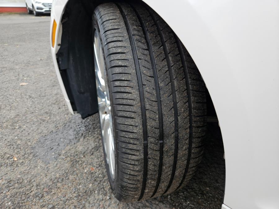 2013 Lincoln MKZ 4dr Sdn AWD, available for sale in East Windsor, Connecticut | Toro Auto. East Windsor, Connecticut 2013 Lincoln MKZ 4dr Sdn AWD, available for sale in East Windsor, Connecticut | Toro Auto. East Windsor, Connecticut