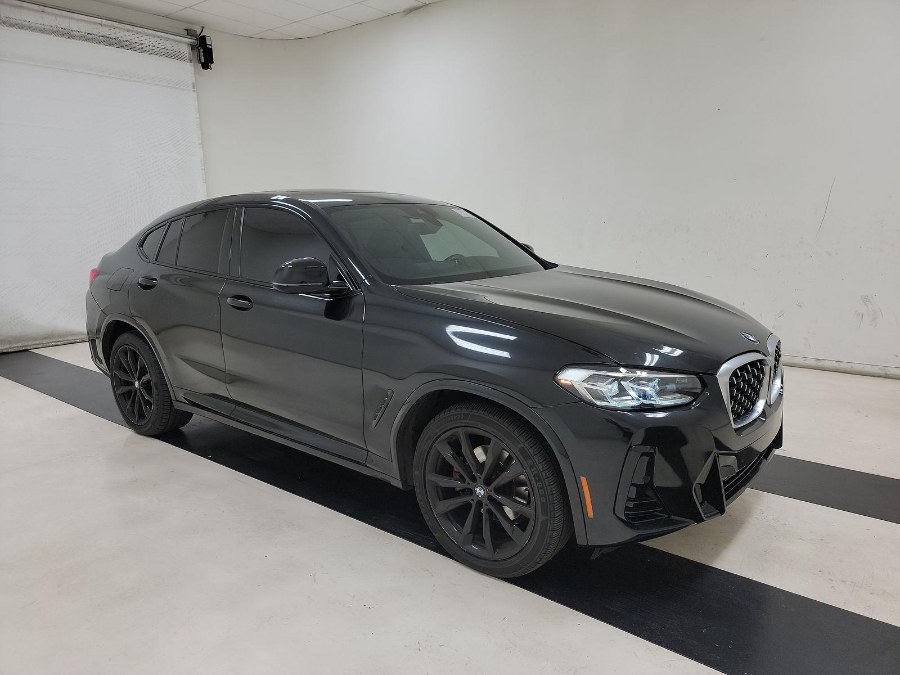2022 BMW X4 xDrive30i Sports Activity Coupe, available for sale in Franklin Square, New York | Luxury Motor Club. Franklin Square, New York 2022 BMW X4 xDrive30i Sports Activity Coupe, available for sale in Franklin Square, New York | Luxury Motor Club. Franklin Square, New York