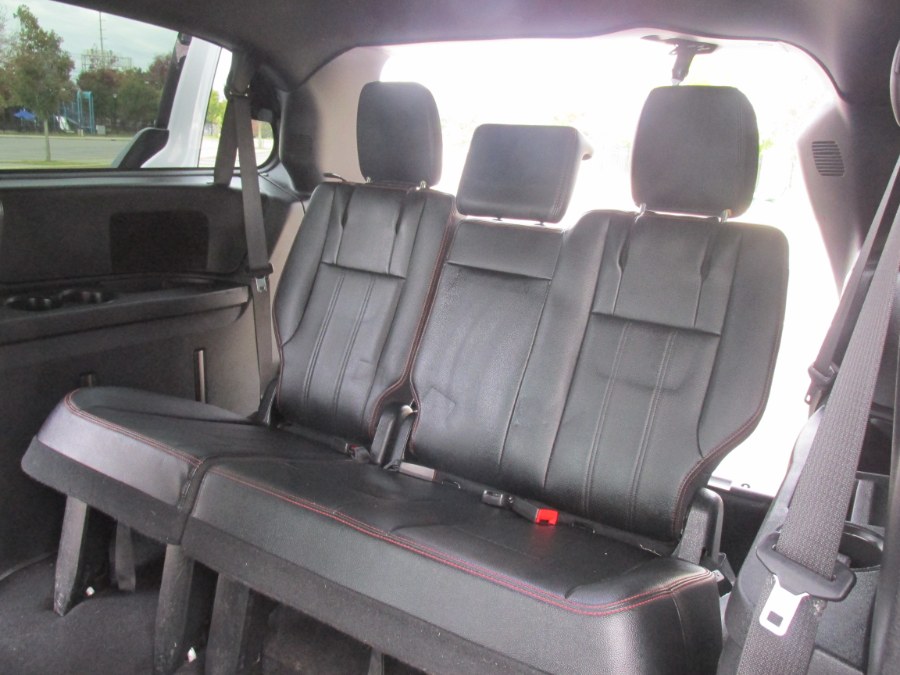 2019 Dodge Grand Caravan GT Wagon, available for sale in Massapequa, New York | South Shore Auto Brokers & Sales. Massapequa, New York 2019 Dodge Grand Caravan GT Wagon, available for sale in Massapequa, New York | South Shore Auto Brokers & Sales. Massapequa, New York