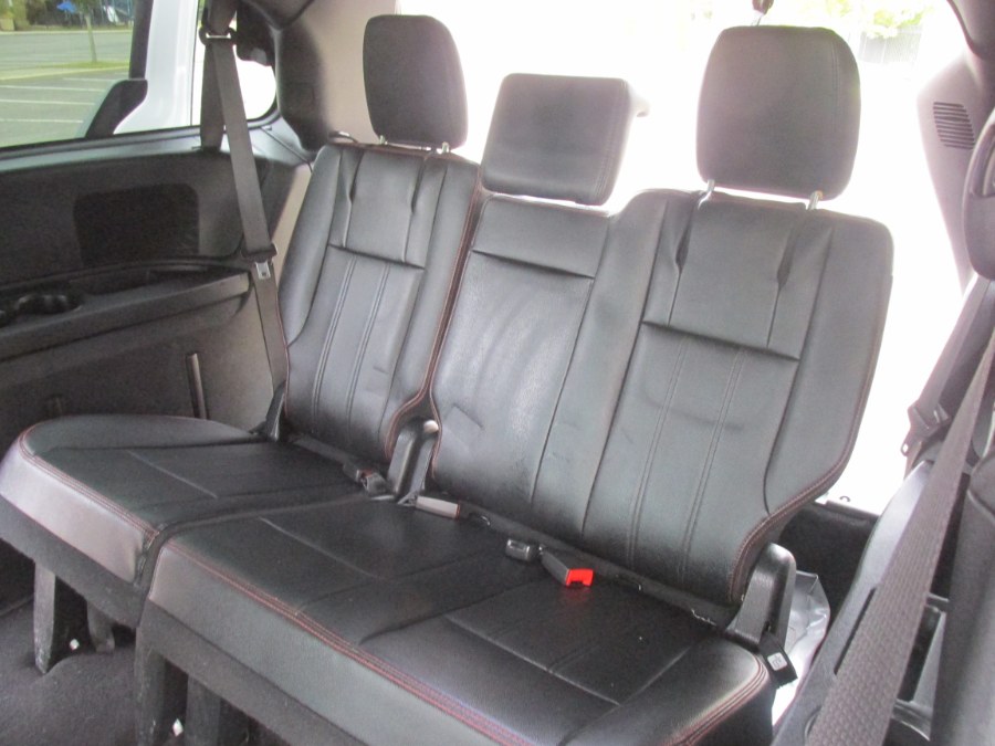 2019 Dodge Grand Caravan GT Wagon, available for sale in Massapequa, New York | South Shore Auto Brokers & Sales. Massapequa, New York 2019 Dodge Grand Caravan GT Wagon, available for sale in Massapequa, New York | South Shore Auto Brokers & Sales. Massapequa, New York