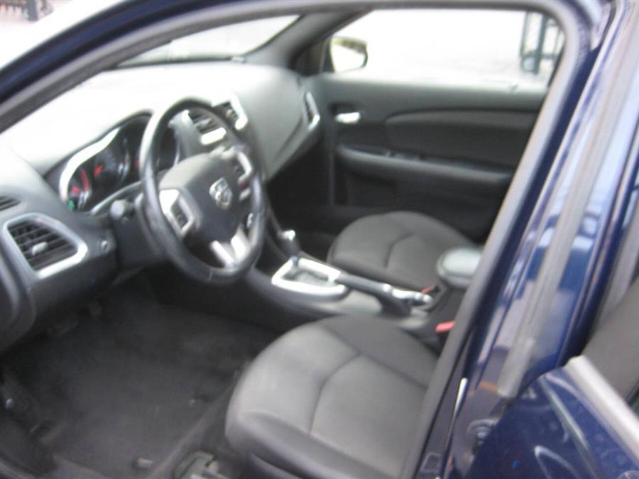 2014 Dodge Avenger SXT 4dr Sedan, available for sale in Massapequa, New York | Rite Choice Auto Inc.. Massapequa, New York 2014 Dodge Avenger SXT 4dr Sedan, available for sale in Massapequa, New York | Rite Choice Auto Inc.. Massapequa, New York