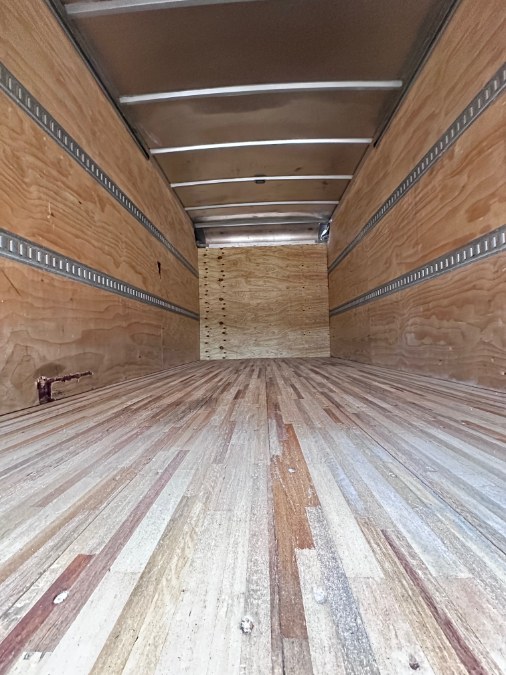 2022 Isuzu NRR 16FT DRY BOX + 19500LB GVW +  CREW CAB + NO CDL, available for sale in South Amboy, New Jersey | NJ Truck Spot. South Amboy, New Jersey 2022 Isuzu NRR 16FT DRY BOX + 19500LB GVW +  CREW CAB + NO CDL, available for sale in South Amboy, New Jersey | NJ Truck Spot. South Amboy, New Jersey